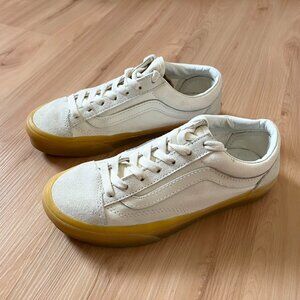 Vans Women Old Skool White Suede Canvas Size 6.0 US